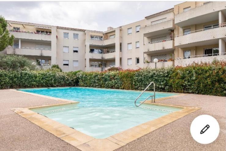 Joli T2/ Tram/ Clim/ Parking/ Wifi/ Piscine Apartment Montpellier Ngoại thất bức ảnh