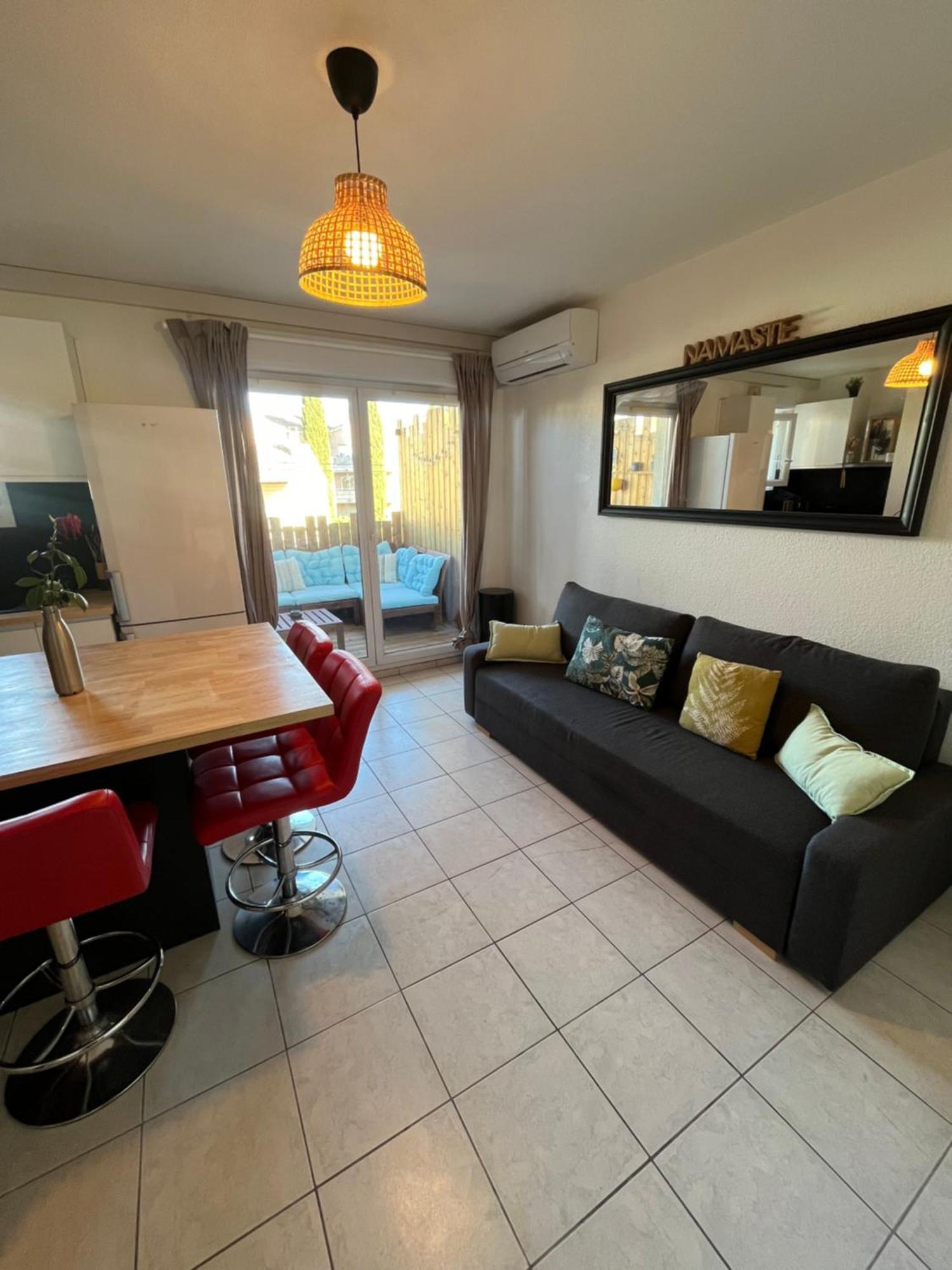 Joli T2/ Tram/ Clim/ Parking/ Wifi/ Piscine Apartment Montpellier Ngoại thất bức ảnh