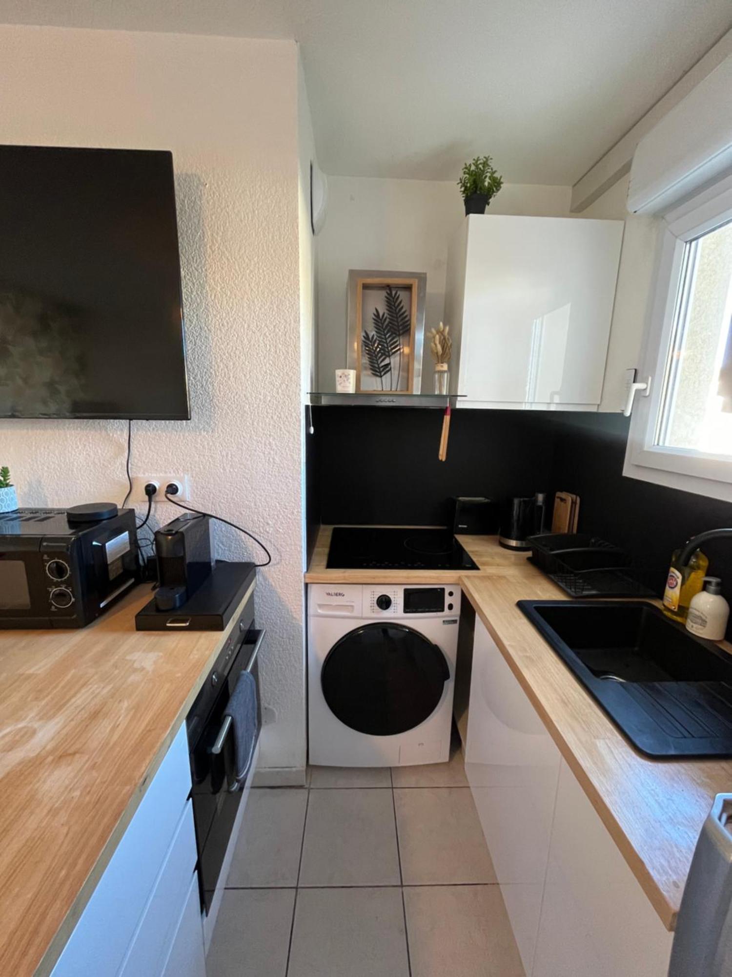 Joli T2/ Tram/ Clim/ Parking/ Wifi/ Piscine Apartment Montpellier Ngoại thất bức ảnh
